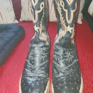 Women's Lucchese ostrich  western boots